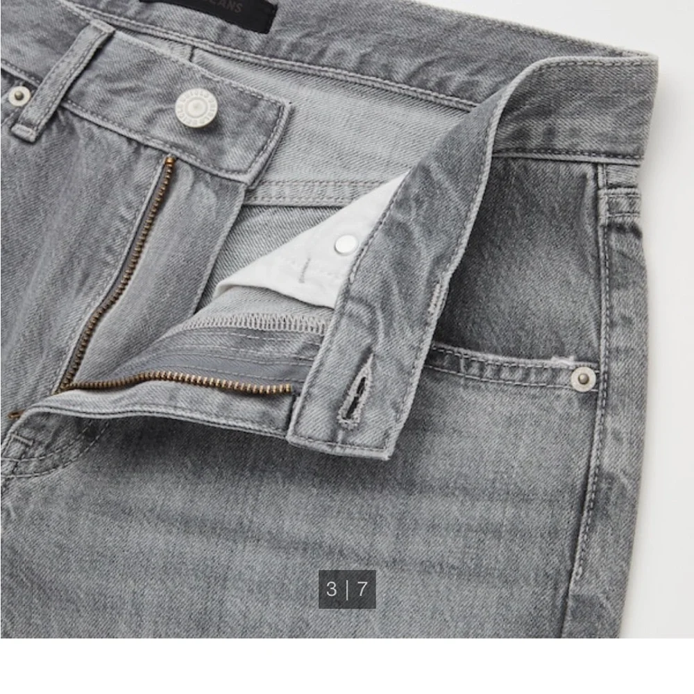 Uniqlo Women Relaxed Tapered Ankle Jeans Size 26 - Picture 3 of 11